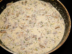 Веган кремообразен гъбен сос с кашу (без млечни продукти) - снимка на рецептата